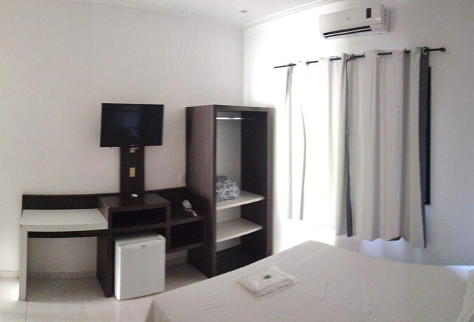 Imagen de la habitación del Hotel Prime Hortolandia. Foto 24