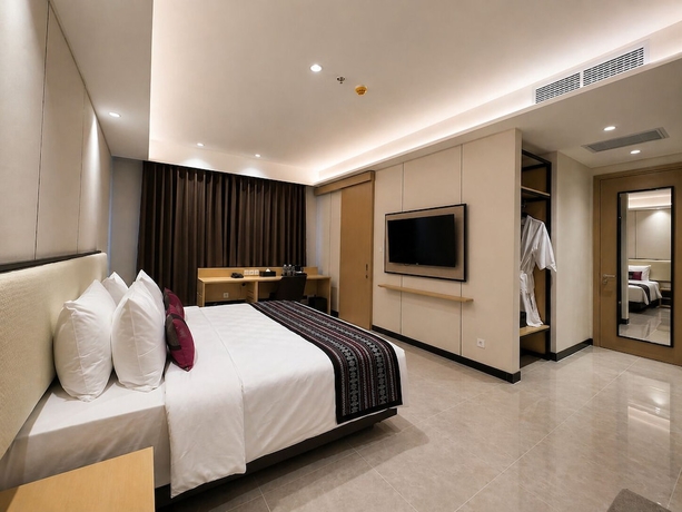 Imagen de la habitación del Hotel Prime Plaza Mataram. Foto 10