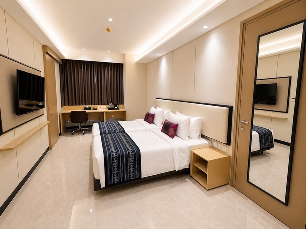 Imagen de la habitación del Hotel Prime Plaza Mataram. Foto 13