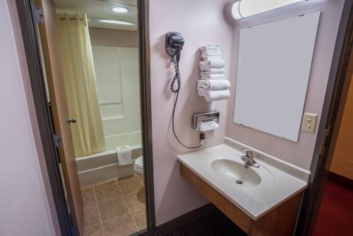Imagen de la habitación del Hotel Prime Rate Inn. Foto 5