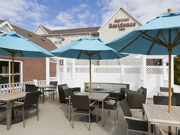 Imagen de los exteriores del Hotel PrimeStay Extended Suites by IHG. Foto 13
