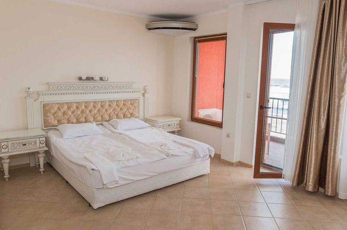 Imagen de la habitación del Hotel Primea Beach Residence. Foto 16