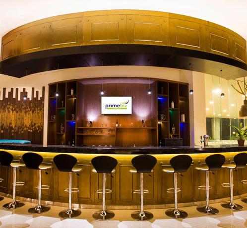 Imagen del bar/restaurante del Hotel Primebiz Cikarang. Foto 9
