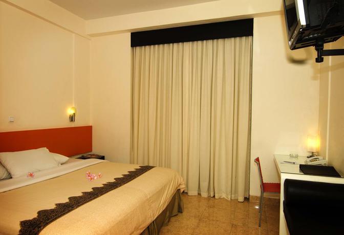 Imagen de la habitación del Hotel Primebiz Karawang. Foto 6