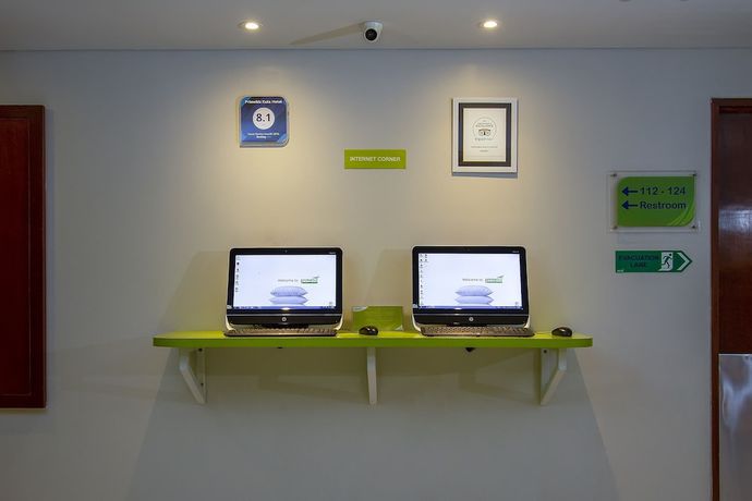 Imagen de los interiores del Hotel Primebiz Kuta. Foto 21