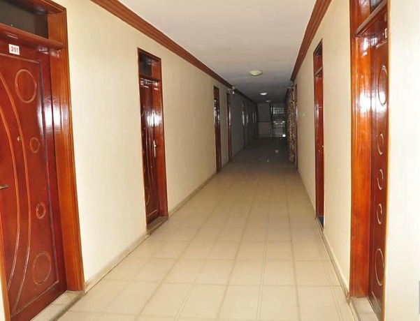 Imagen de los interiores del Hotel Primera, Kampala. Foto 16