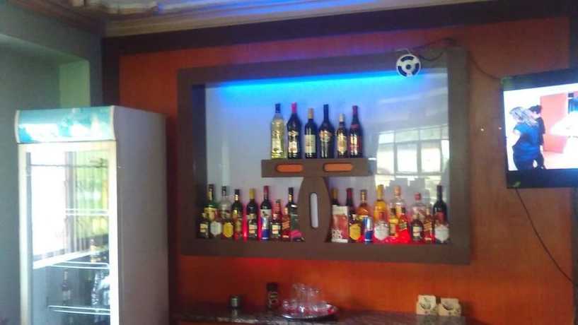 Imagen del bar/restaurante del Hotel Primera, Kampala. Foto 2