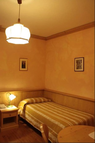 Imagen de la habitación del Hotel Primiero. Foto 3