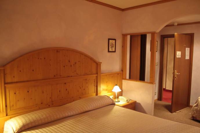 Imagen de la habitación del Hotel Primiero. Foto 4