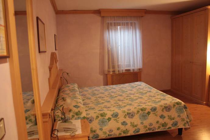 Imagen de la habitación del Hotel Primiero. Foto 14