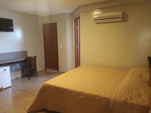 Imagen de la habitación del Hotel Primma. Foto 14