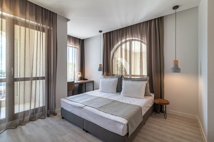 Imagen de la habitación del Hotel Primorski. Foto 9