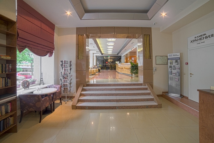 Imagen de los interiores del Hotel Primorye. Foto 18