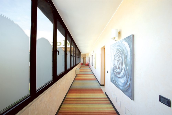 Imagen de los interiores del Hotel Primotel Brescia. Foto 10