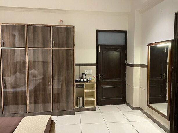 Imagen de la habitación del Hotel Primrose Regency. Foto 16