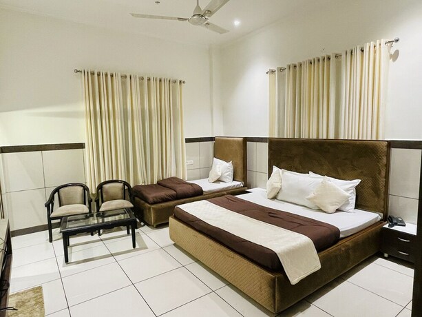 Imagen de la habitación del Hotel Primrose Regency. Foto 19