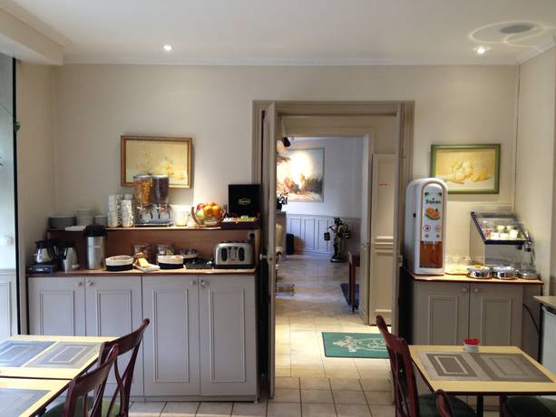 Imagen del bar/restaurante del Hotel Prince Albert Concordia. Foto 2