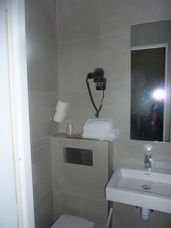 Imagen de la habitación del Hotel Prince Albert Louvre. Foto 5