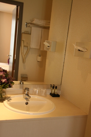 Imagen de la habitación del Hotel Prince Albert Lyon Bercy. Foto 3