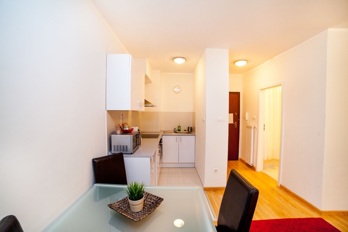 Imagen de la habitación del Hotel Prince Apartments. Foto 5