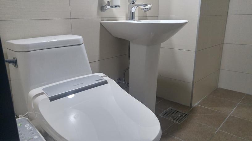 Imagen de la habitación del Hotel Prince, Busan. Foto 2