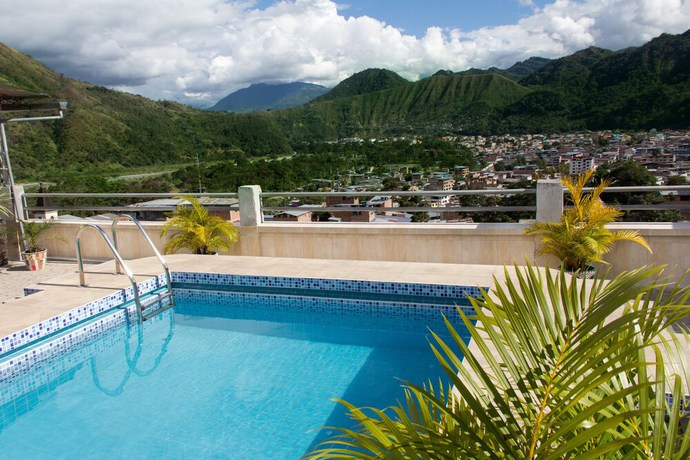 Imagen de la piscina del Hotel Prince Chanchamayo. Foto 19