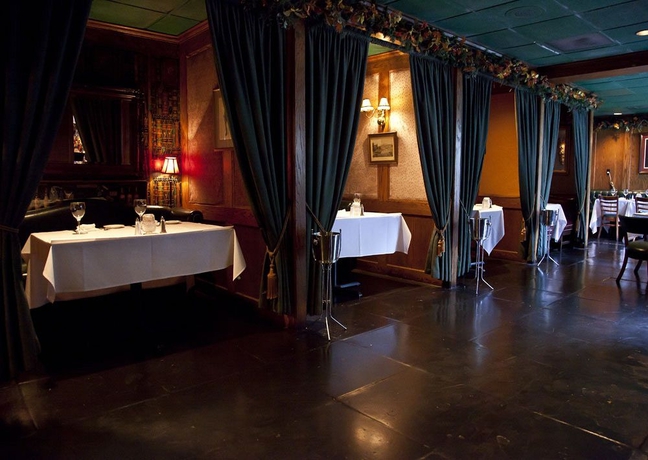 Imagen del bar/restaurante del Hotel Prince Conti. Foto 3