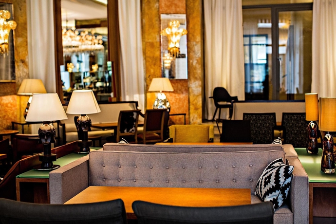 Imagen del bar/restaurante del Hotel Prince De Galles, A Luxury Collection , Paris. Foto 4