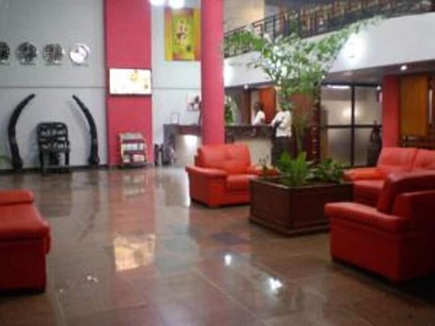 Imagen general del Hotel Prince De Galles. Foto 12