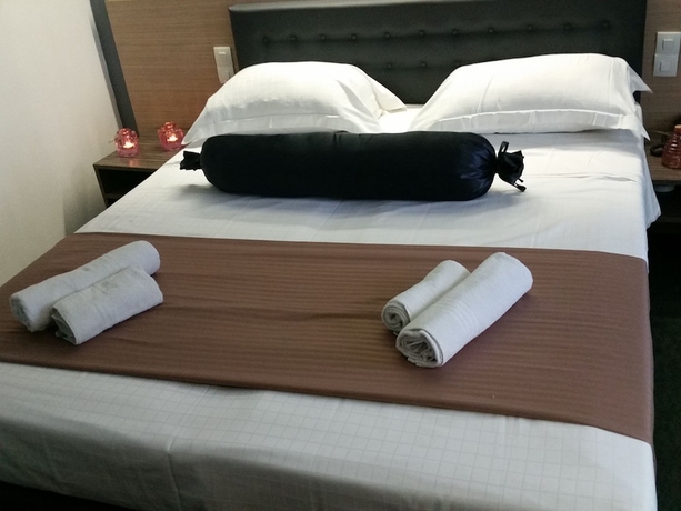 Imagen de la habitación del Hotel Prince De Liège. Foto 8