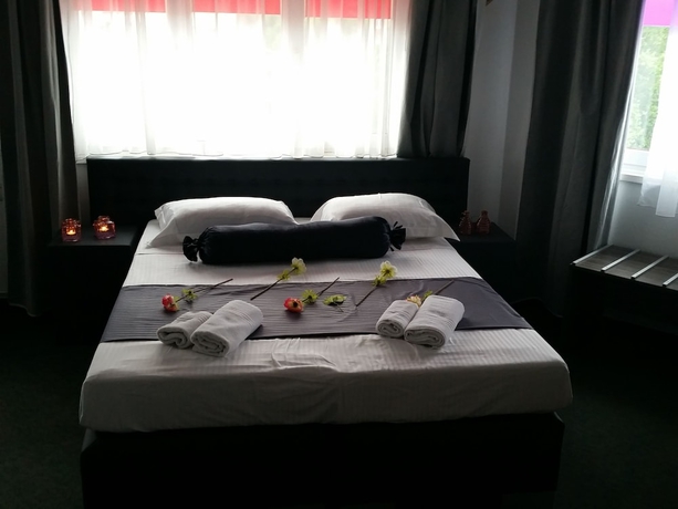 Imagen de la habitación del Hotel Prince De Liège. Foto 12