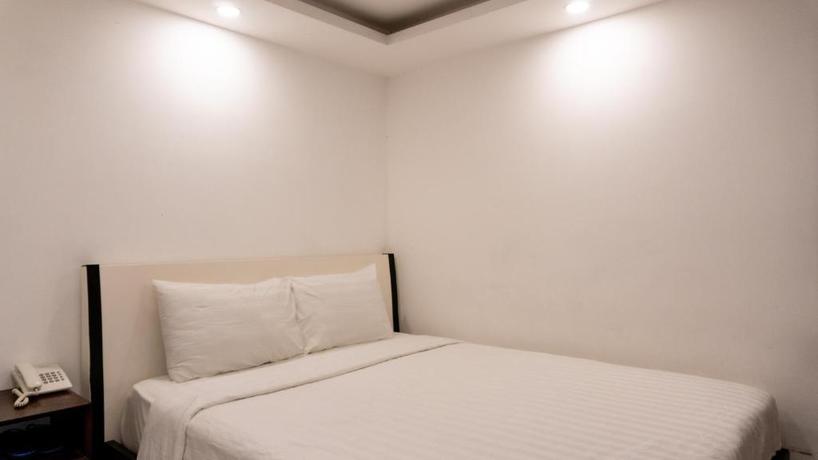 Imagen general del Hotel Prince, Go Vap District . Foto 1