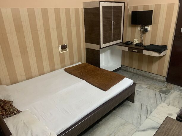 Imagen de la habitación del Hotel Prince, Guwahati. Foto 8