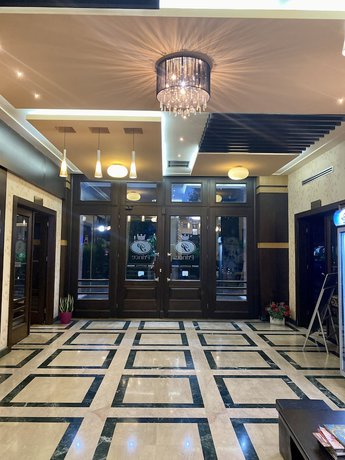 Imagen de los interiores del Hotel Prince, Kamëz. Foto 19