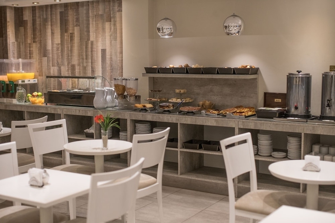 Imagen del bar/restaurante del Hotel Prince, Mar del Plata. Foto 4