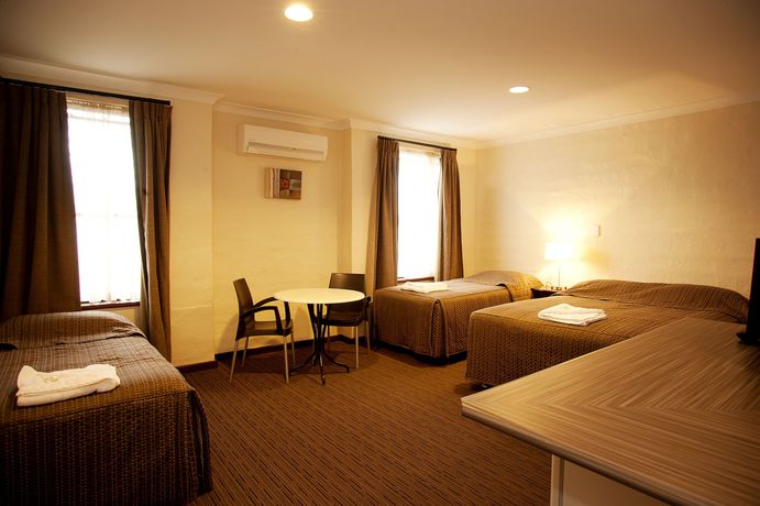 Imagen de la habitación del Hotel Prince Of Wales Bunbury. Foto 18