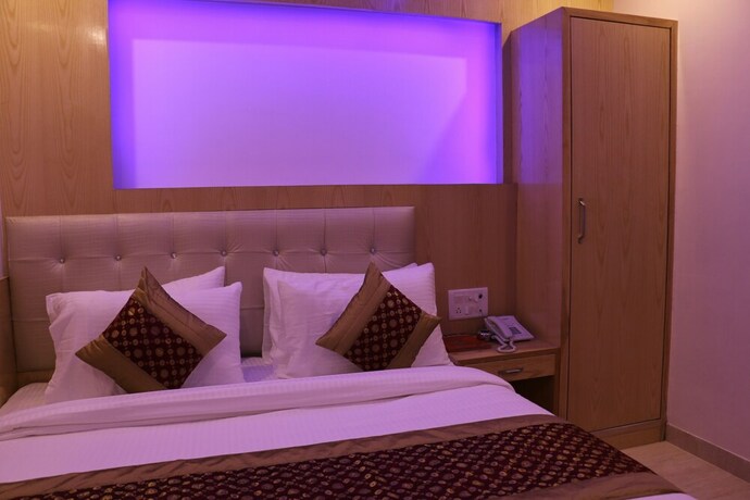 Imagen de la habitación del Hotel Prince Palace Deluxe. Foto 16