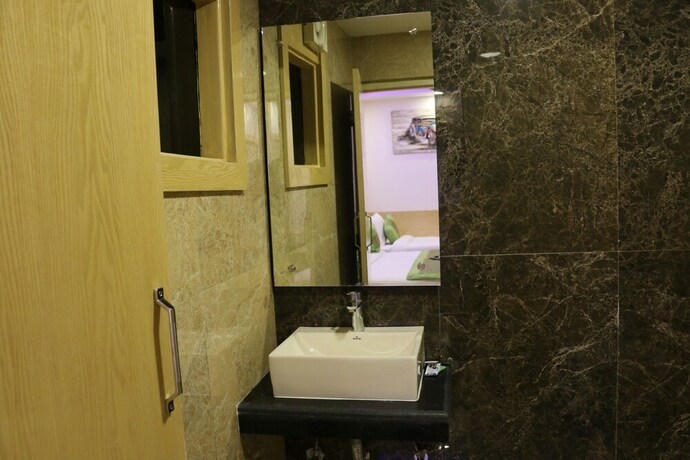 Imagen de la habitación del Hotel Prince Palace Deluxe. Foto 19