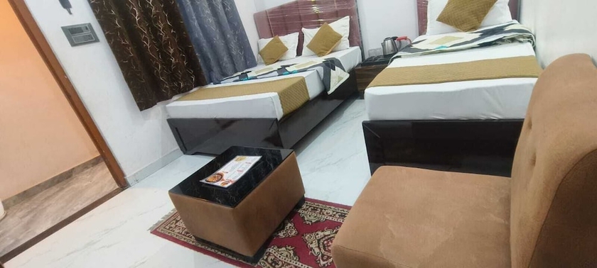 Imagen de la habitación del Hotel Prince Palace, Faizabad. Foto 4