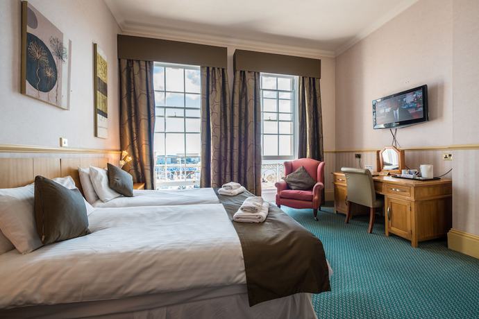 Imagen de la habitación del Hotel Prince Regent. Foto 15