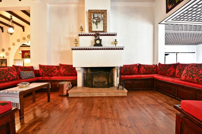 Imagen de los interiores del Hotel Prince Stafilos. Foto 12