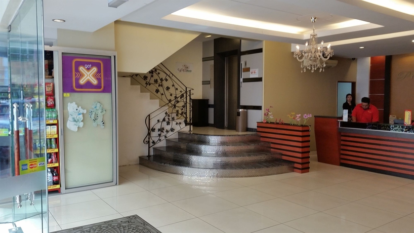Imagen de los interiores del Hotel Prince, Tawau. Foto 6
