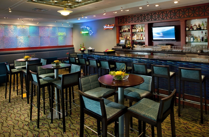 Imagen del bar/restaurante del Hotel Prince Waikiki. Foto 2