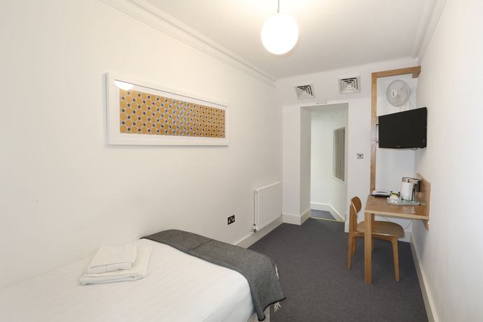 Imagen de la habitación del Hotel Prince William. Foto 5