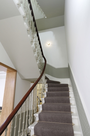 Imagen de los interiores del Hotel Prince William. Foto 14