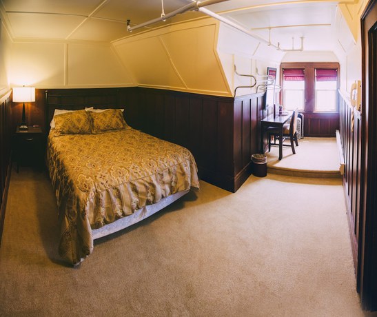 Imagen de la habitación del Hotel Prince of Wales, Waterton Park. Foto 10