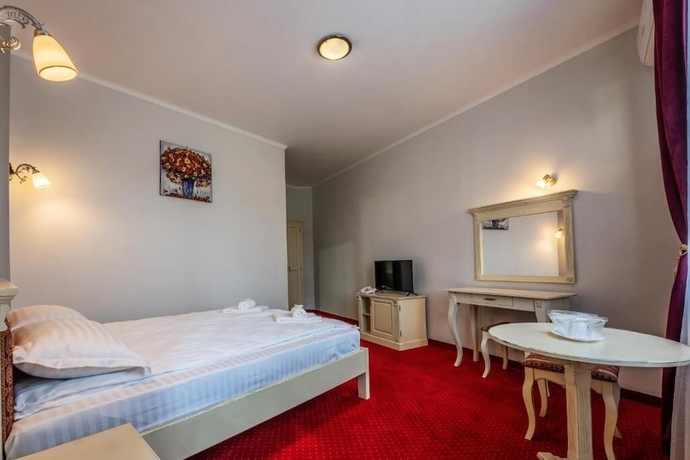 Imagen de la habitación del Hotel PrincesSophie. Foto 13