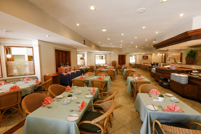 Imagen del bar/restaurante del Hotel Princesa Louçã. Foto 4