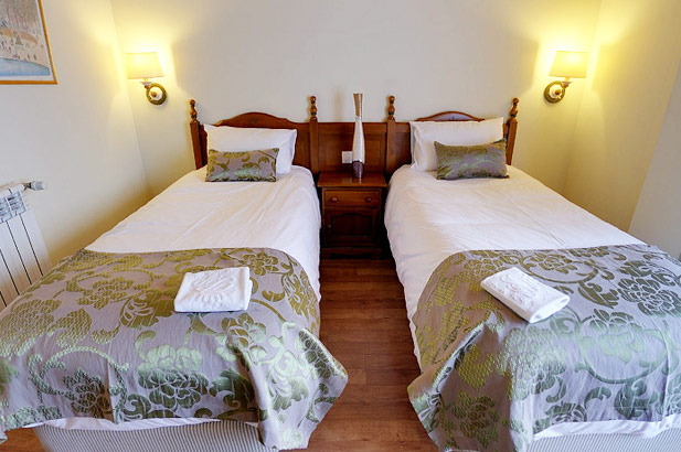 Imagen de la habitación del Hotel Princesa Parc. Foto 13