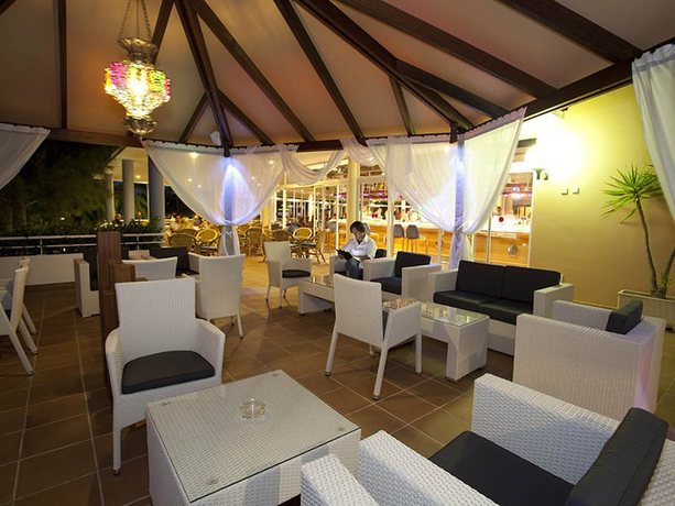 Imagen general del Hotel Princesa Playa and Apartamentos. Foto 4